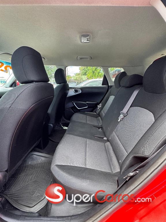 2020 Kia Soul LX — foto 10 / 10