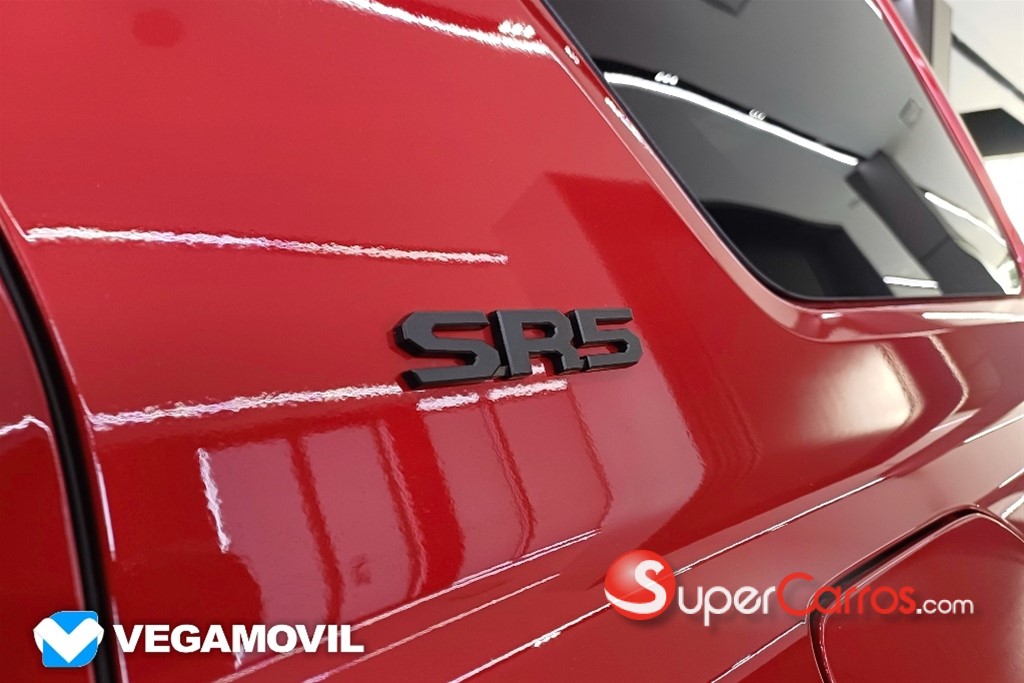 2026 Toyota 4 Runner SR5 — foto 5 / 12