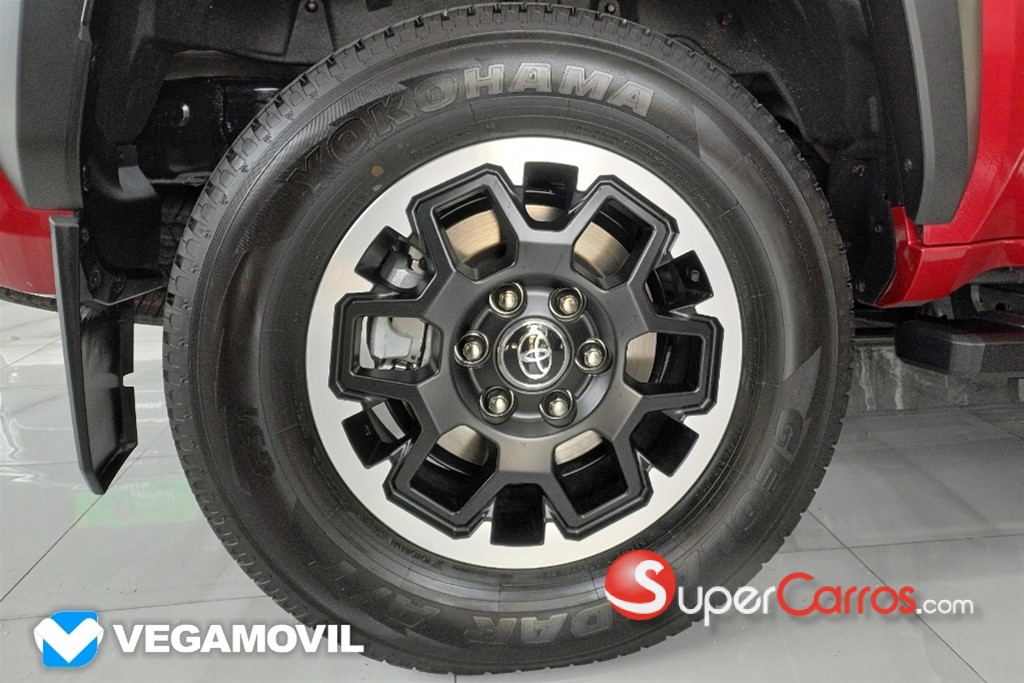 2026 Toyota 4 Runner SR5 — foto 7 / 12
