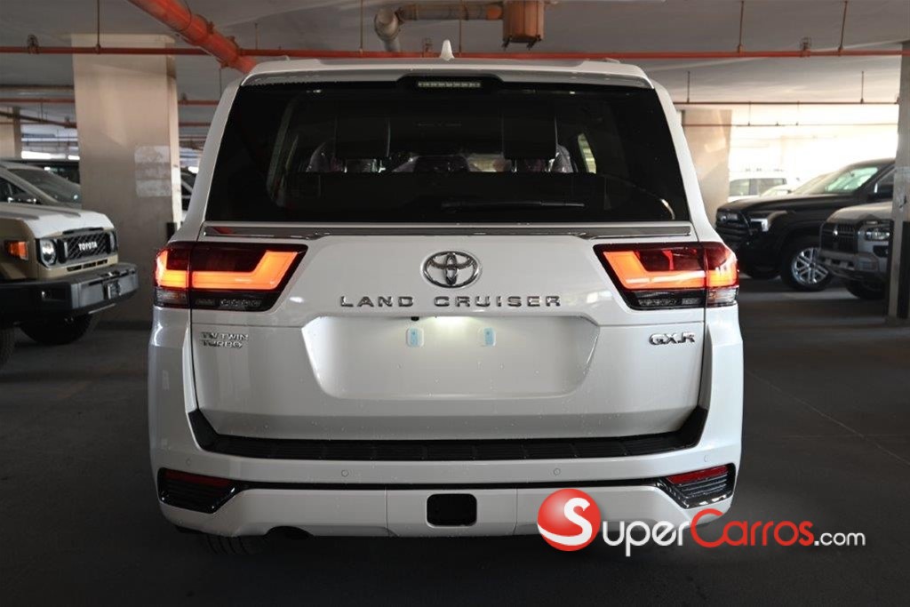 2025 Toyota Land Cruiser 300 GXR — foto 3 / 12