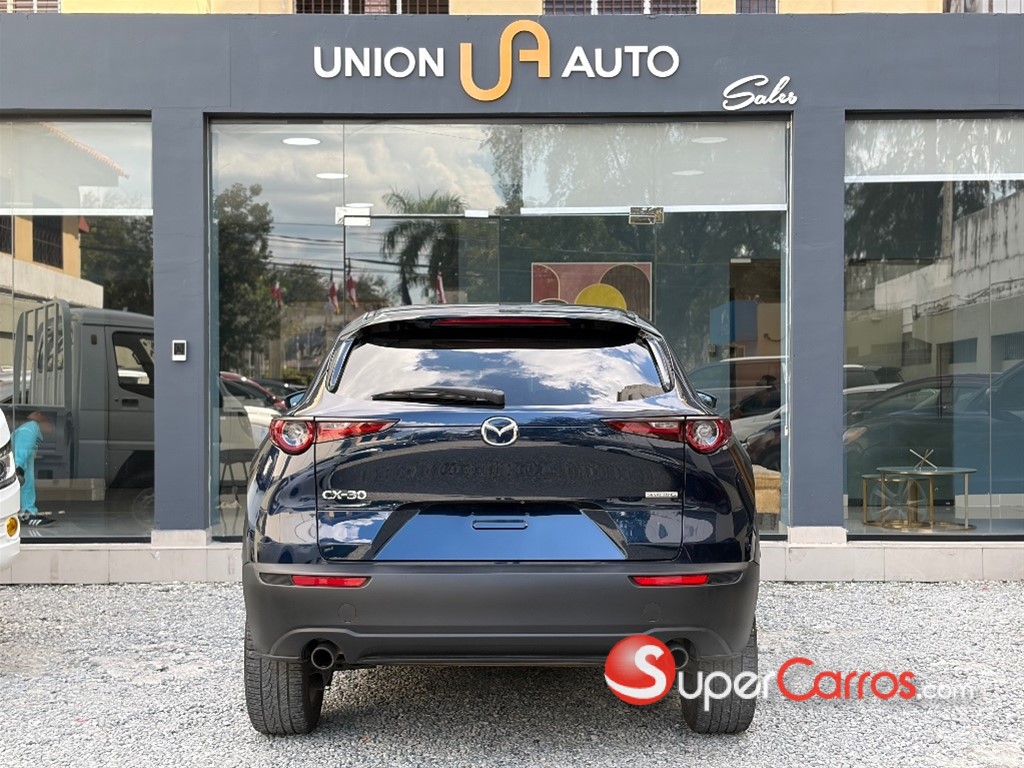 2021 Mazda CX-30 — foto 3 / 10