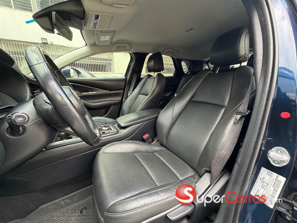 2021 Mazda CX-30 — foto 7 / 10