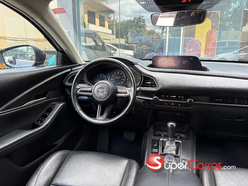 2021 Mazda CX-30 — foto 8 / 10