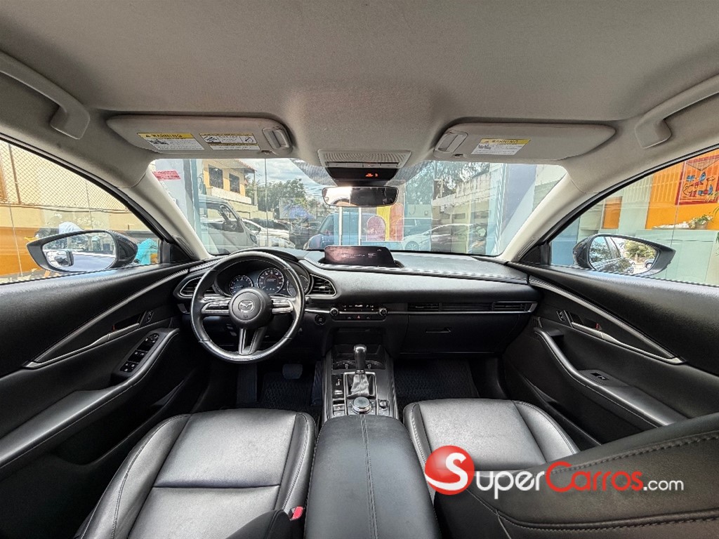 2021 Mazda CX-30 — foto 9 / 10