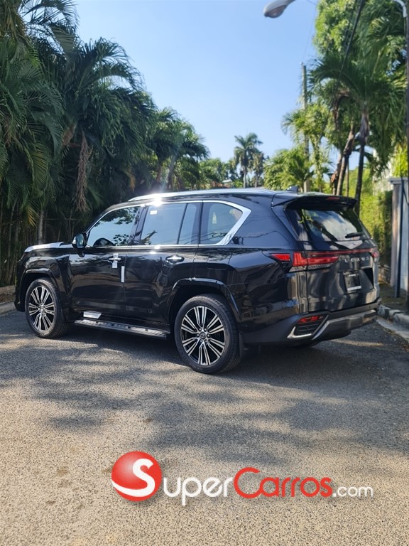 2025 Lexus LX 700 H Urban — foto 3 / 10