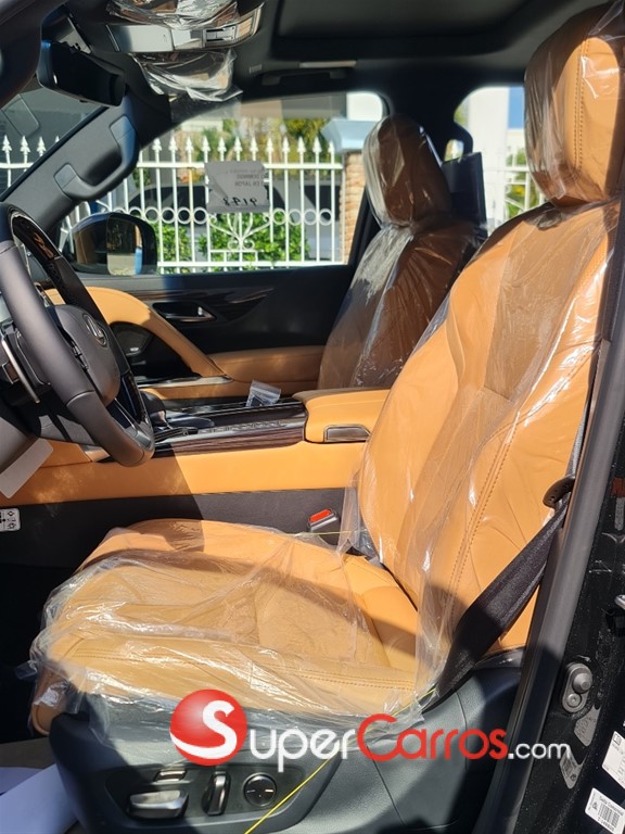 2025 Lexus LX 700 H Urban — foto 6 / 10