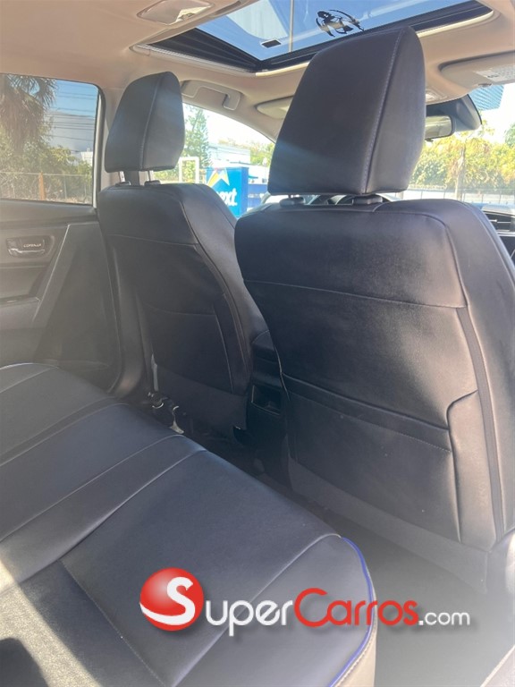 2019 Toyota Corolla XSE — foto 8 / 10