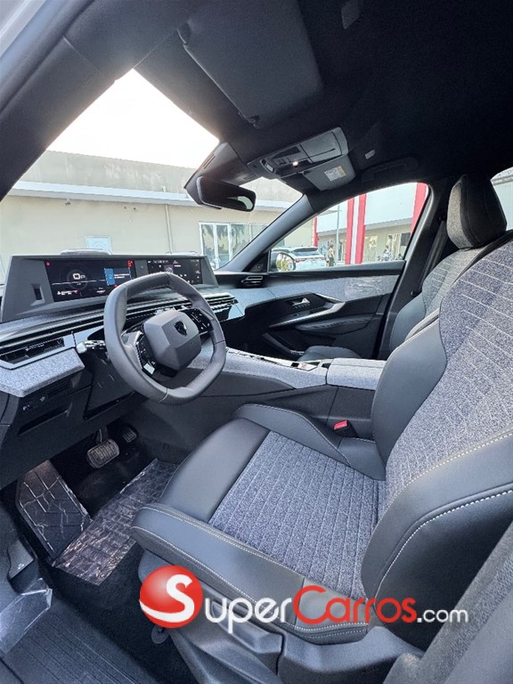 2027 Peugeot 3008 Allure — foto 7 / 12