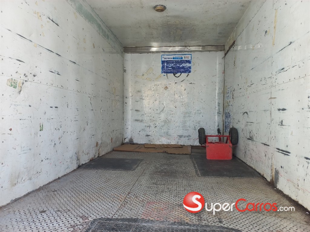 2010 Isuzu NMR 10 PIES — foto 7 / 7
