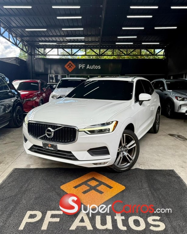 2021 Volvo XC60 Momentum T5