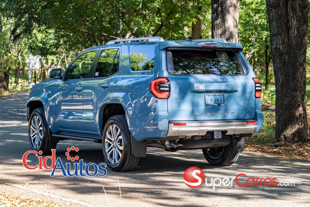2027 Toyota 4 Runner Limited — foto 4 / 12