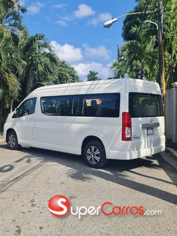 2026 Toyota Hiace GL — foto 3 / 11