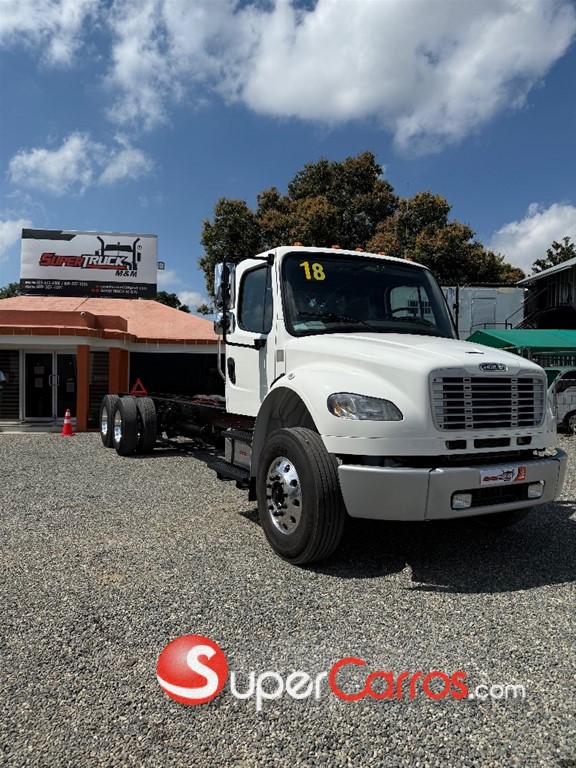 2018 Freightliner M2
