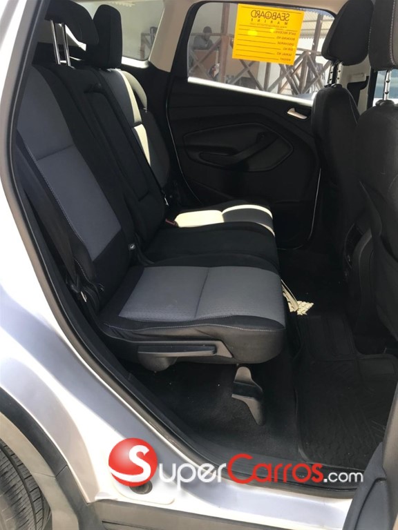 2017 Ford Escape SE — foto 2 / 8