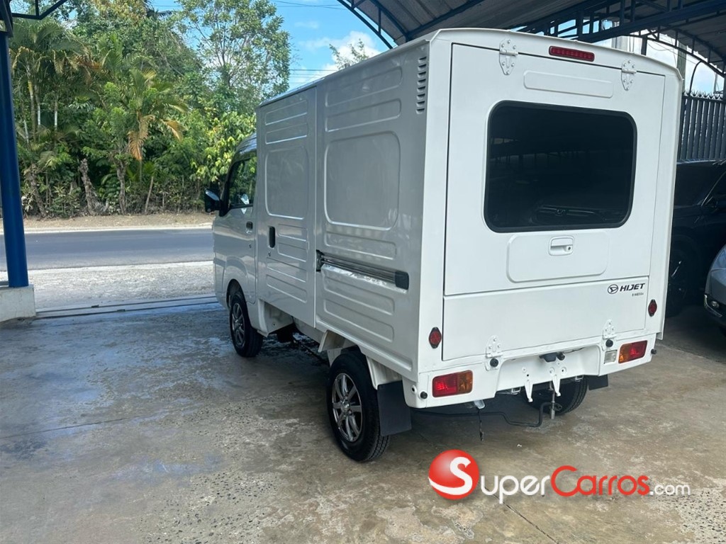 2020 Daihatsu Hijet — foto 5 / 10