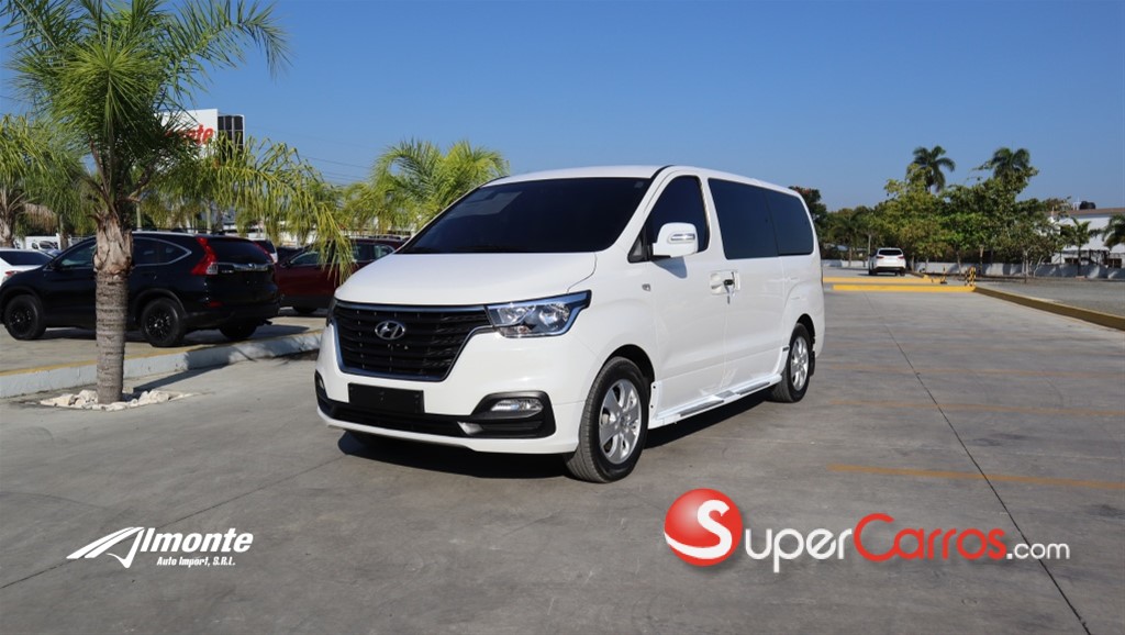2021 Hyundai Grand Starex