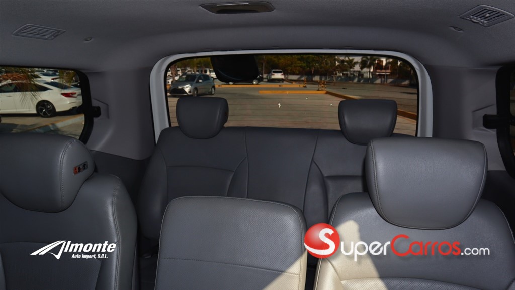 2021 Hyundai Grand Starex — foto 9 / 12