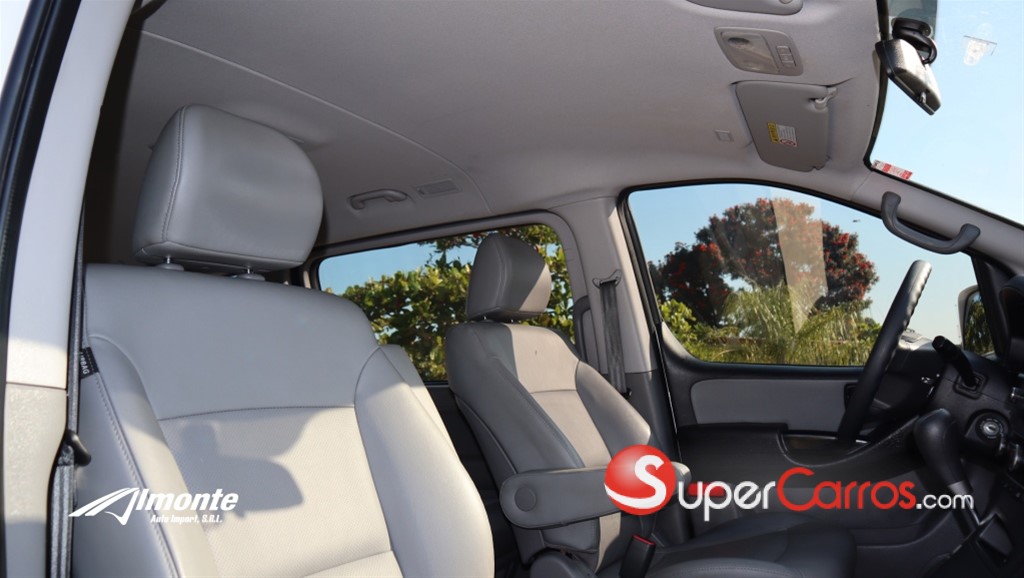 2021 Hyundai Grand Starex — foto 11 / 12