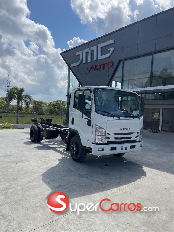 2026 Isuzu NPR 16 pies