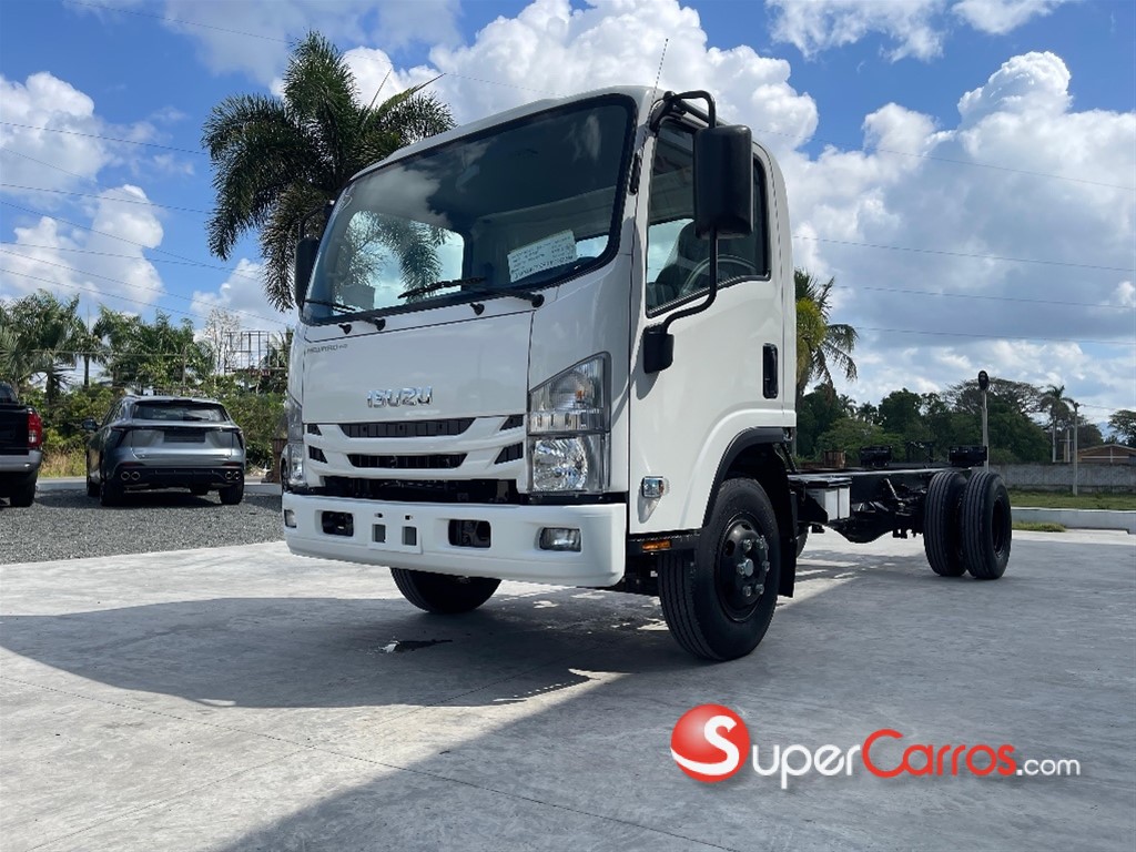 2026 Isuzu NPR 16 pies — foto 6 / 11