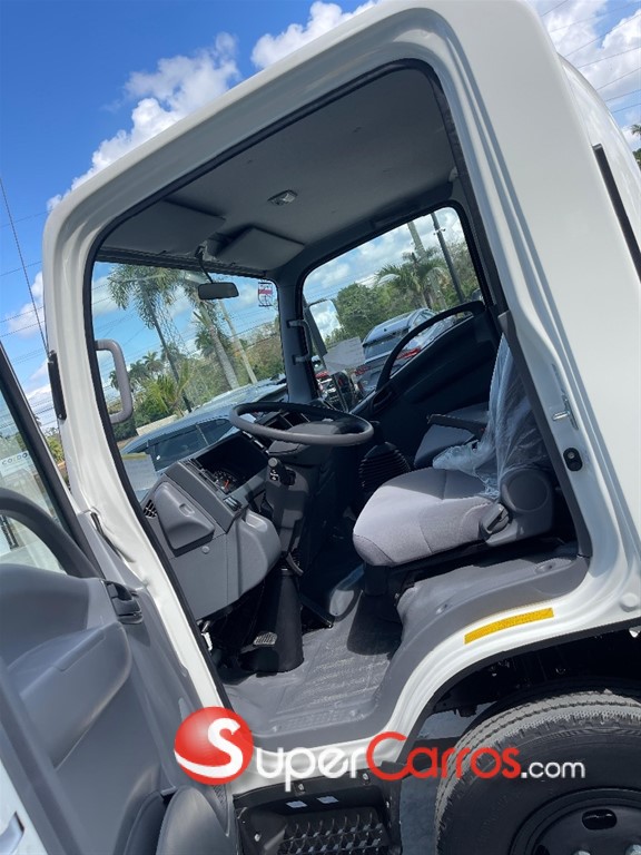 2026 Isuzu NPR 16 pies — foto 8 / 11