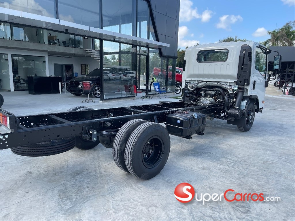 2026 Isuzu NPR 16 pies — foto 10 / 11