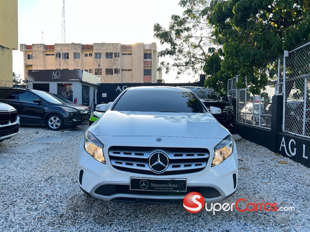 2018 Mercedes-Benz Clase GLA 180