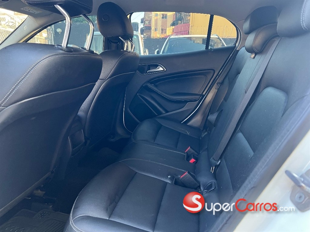 2018 Mercedes-Benz Clase GLA 180 — foto 6 / 8
