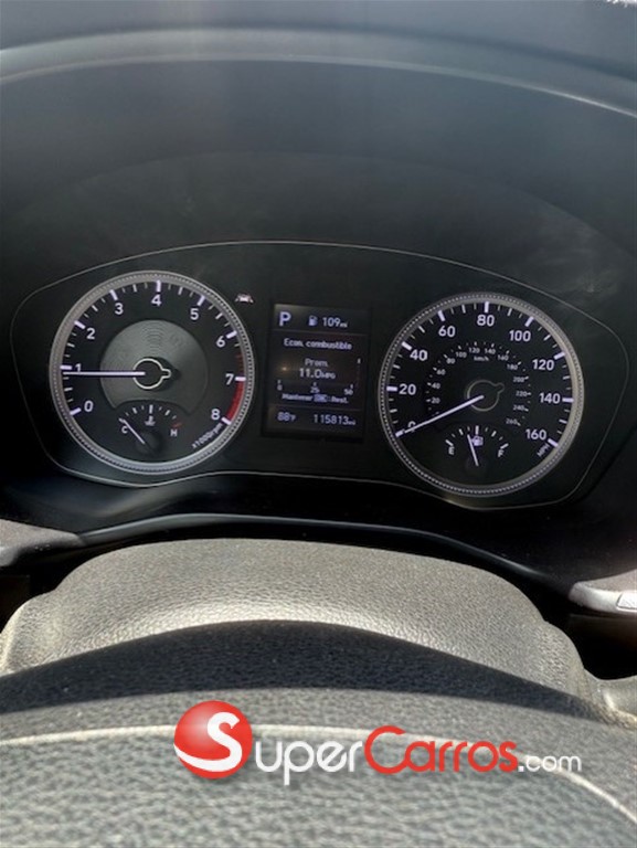2019 Hyundai Santa Fe SE — foto 3 / 12