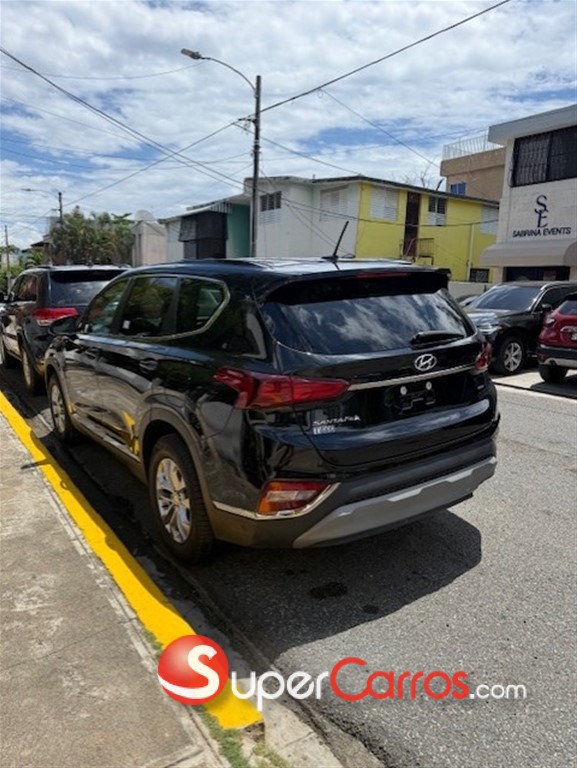 2019 Hyundai Santa Fe SE — foto 4 / 12