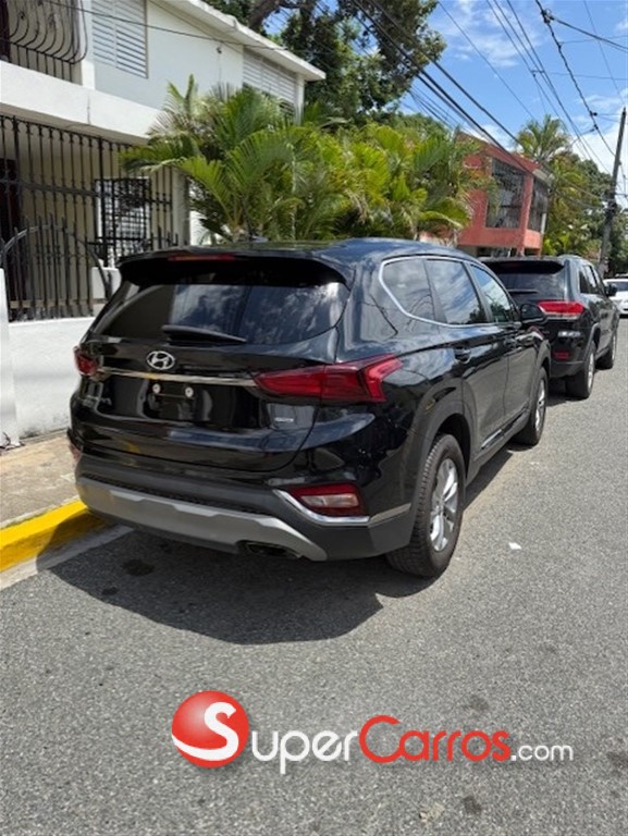 2019 Hyundai Santa Fe SE — foto 5 / 12