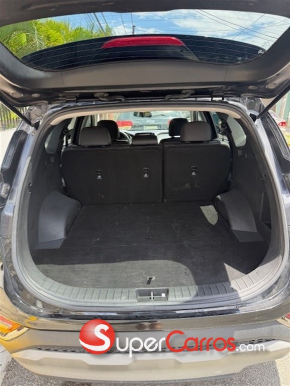 2019 Hyundai Santa Fe SE — foto 8 / 12