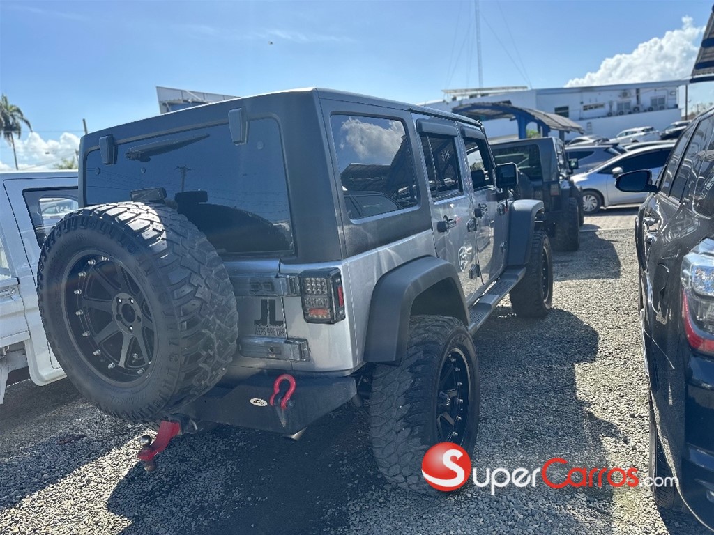 2015 Jeep Wrangler Unlimited — foto 4 / 8