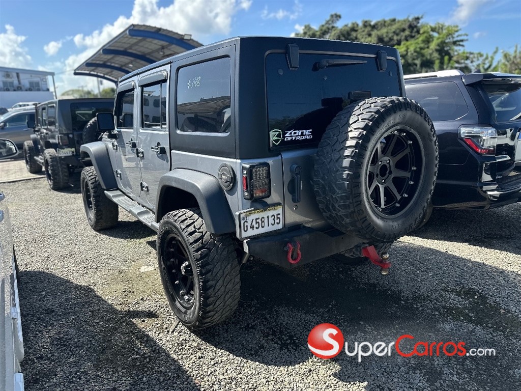 2015 Jeep Wrangler Unlimited — foto 5 / 8