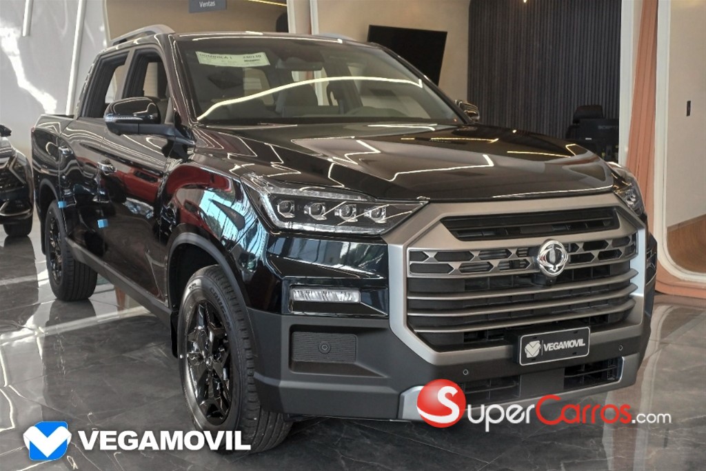 2025 KGM Musso PLATINUM — foto 2 / 11