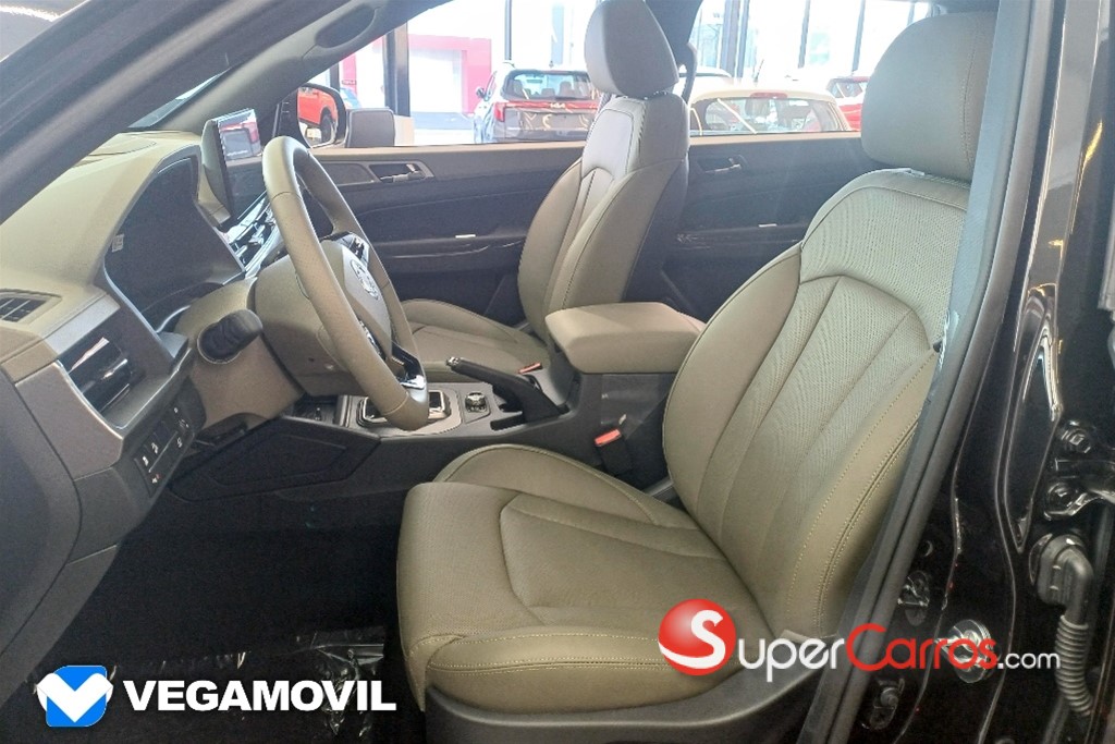 2025 KGM Musso PLATINUM — foto 5 / 11