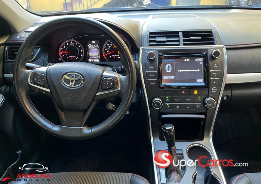 2017 Toyota Camry — foto 2 / 10
