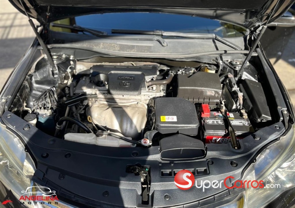 2017 Toyota Camry — foto 10 / 10