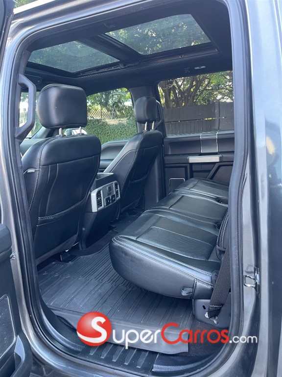 2019 Ford F 150 Lariat Ecoboost — foto 10 / 12