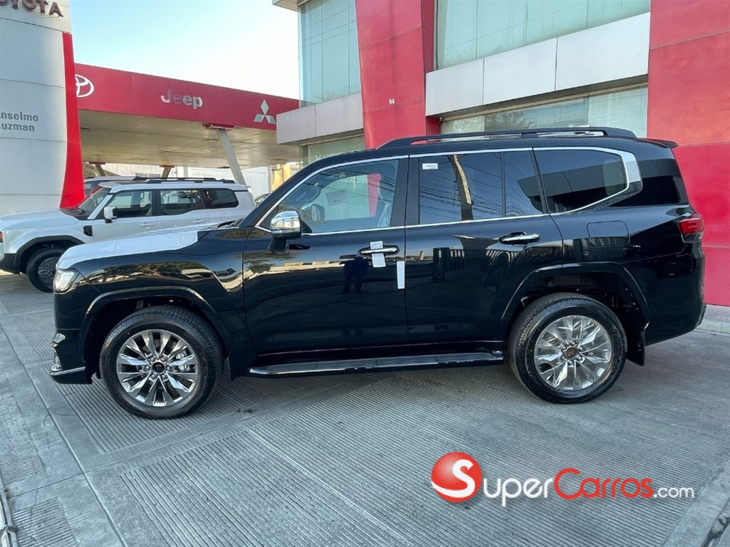 2025 Toyota Land Cruiser 300 VX-R — foto 6 / 10
