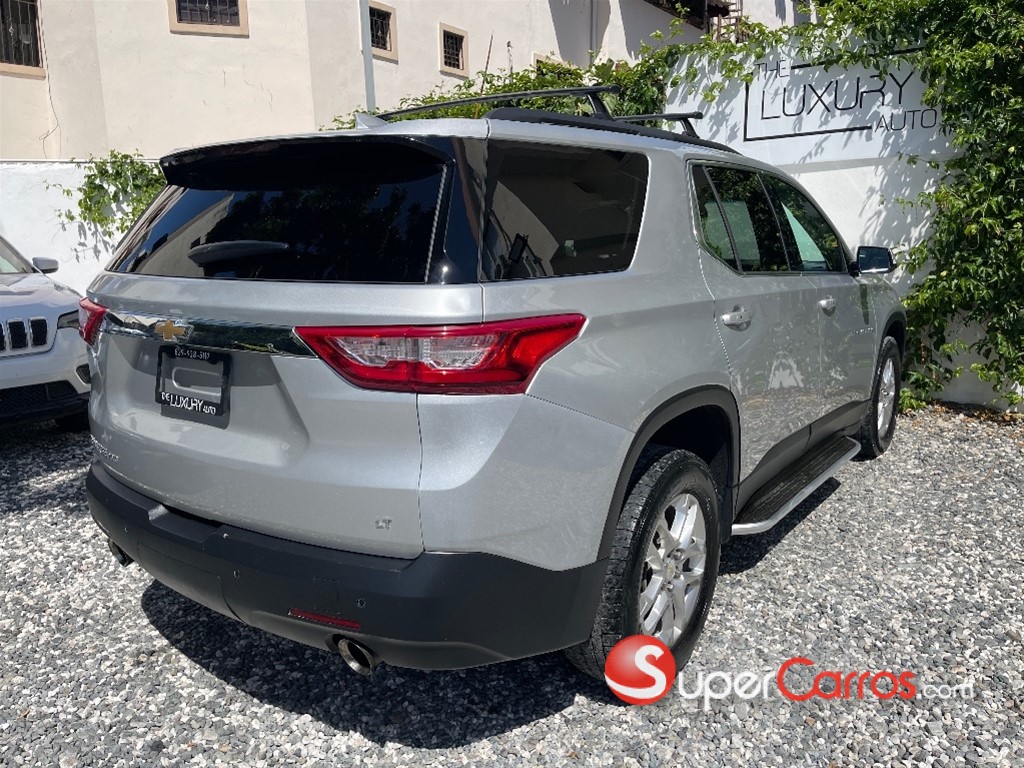 2021 Chevrolet Traverse LTZ — foto 8 / 12