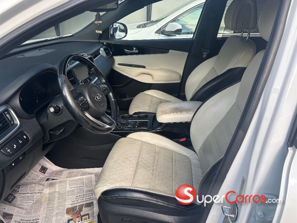 2016 Kia Sorento SX — foto 8 / 12