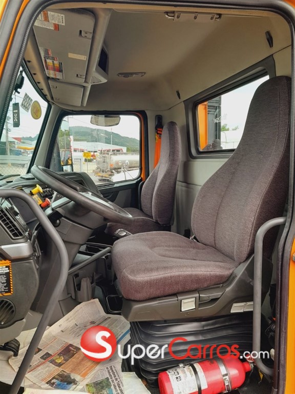 2020 Volvo VNR — foto 5 / 9