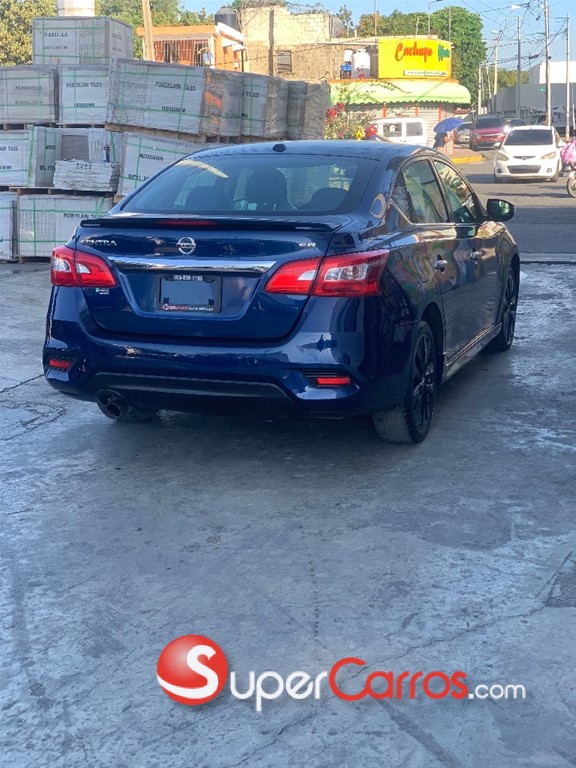2019 Nissan Sentra SR — foto 4 / 8