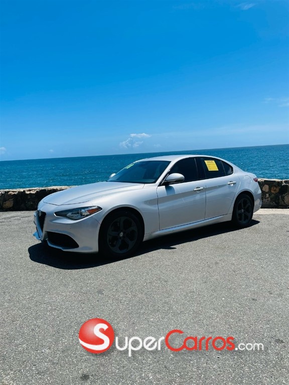 2018 Alfa Romeo Giulia — foto 3 / 9