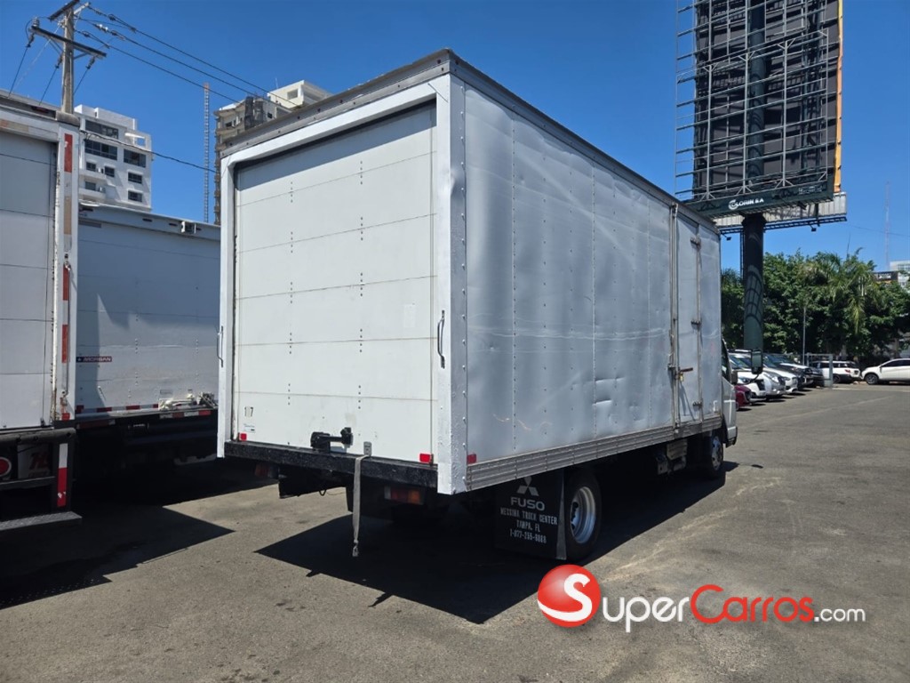 2015 Mitsubishi Motors Fuso — foto 2 / 10