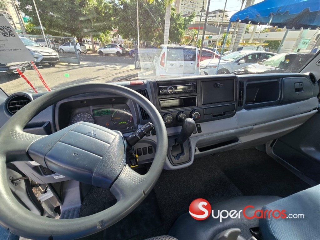 2015 Mitsubishi Motors Fuso — foto 5 / 10