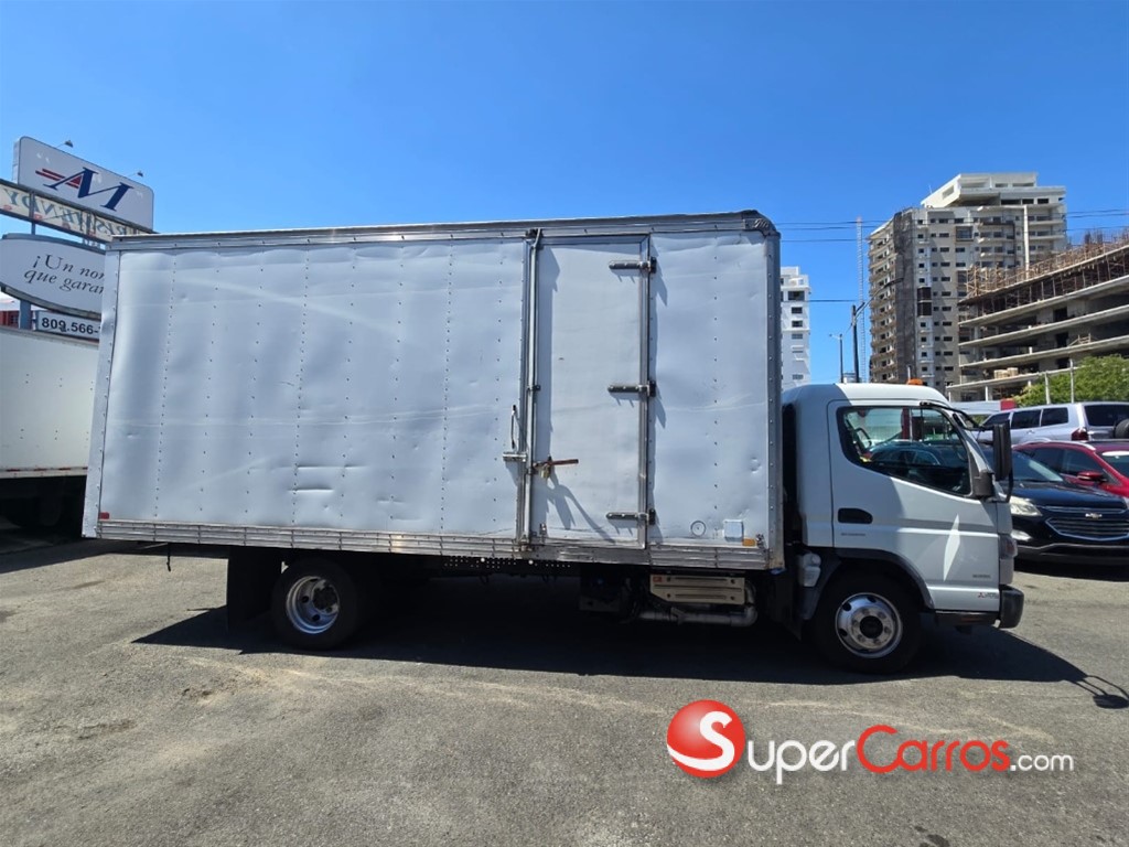 2015 Mitsubishi Motors Fuso — foto 9 / 10