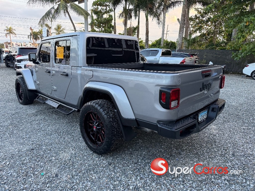 2020 Jeep Gladiator Sport — foto 4 / 10
