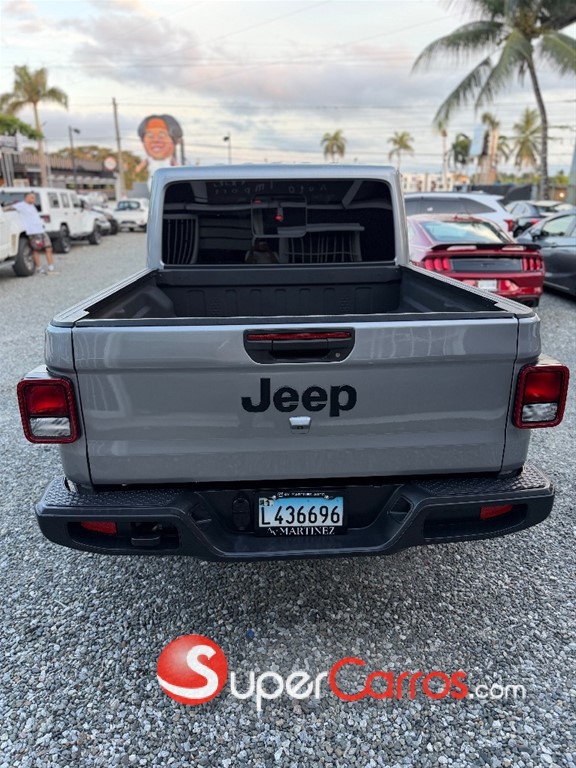 2020 Jeep Gladiator Sport — foto 5 / 10